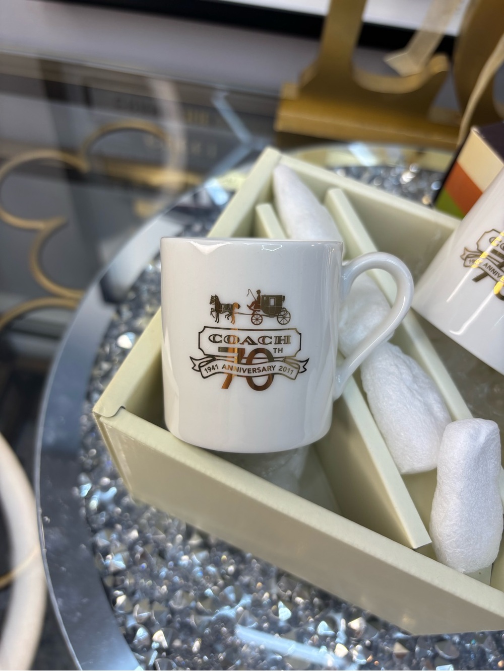 Coach 70th Anniversary Signature Gift Box Mug Set NIB - Picture 4 of 12
